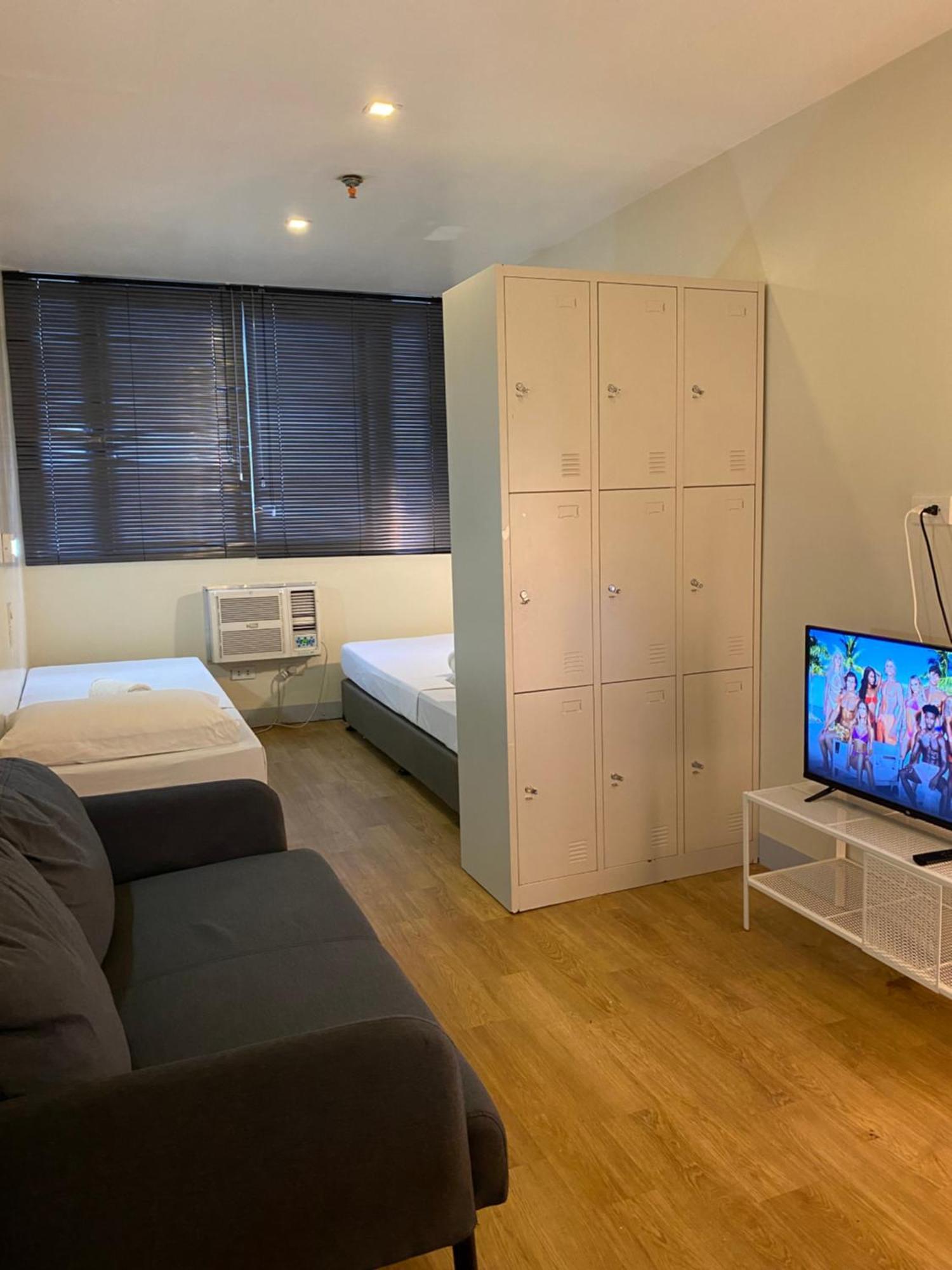 Burgos Hub Hostel Πασάι Εξωτερικό φωτογραφία